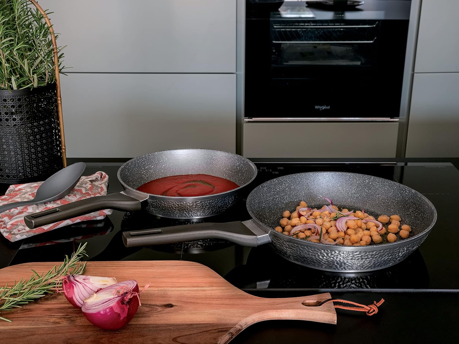 TOGNANA SET OF 2 FRYING PANS (24 cm & 28 cm)